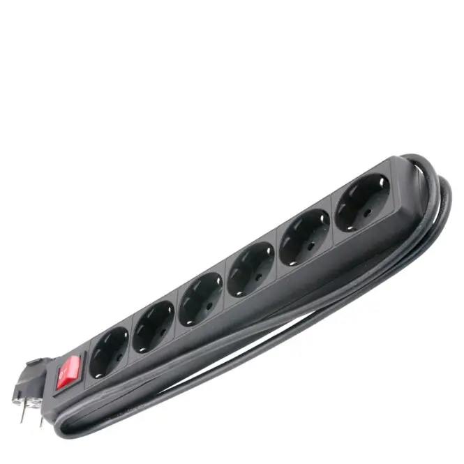 Pikendusjuhe Q-Link must 6 pistikut 1,5m