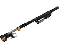Fiskars akuoksalõikur (1.3-1.7m), ilma akuta /ulatus 3,4m