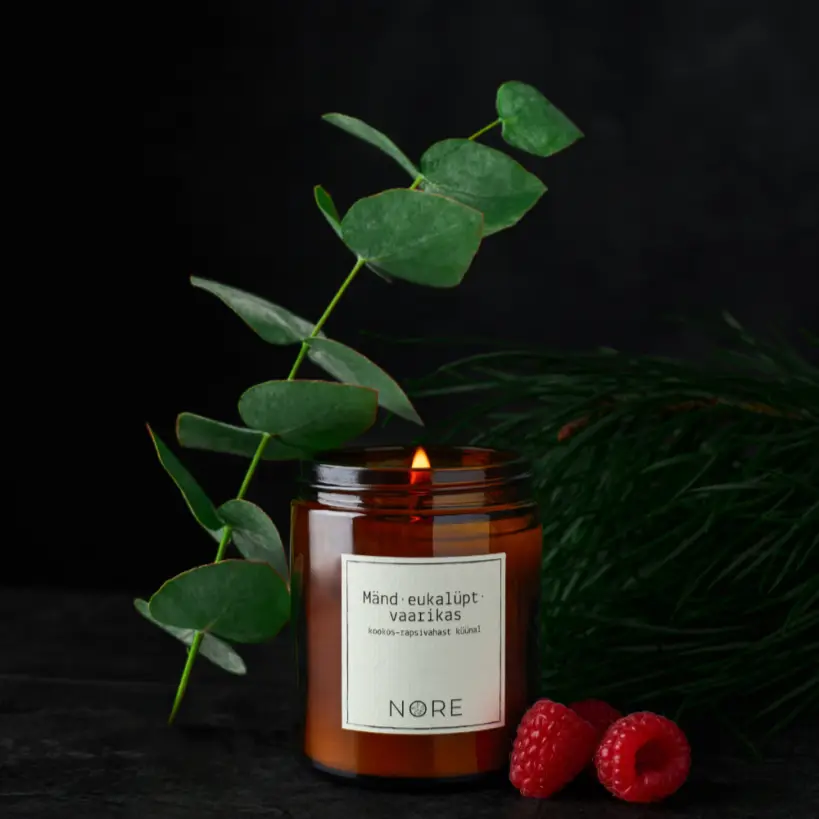 Lõhnaküünal NORE Mänd•eukalüpt•vaarikas 150g