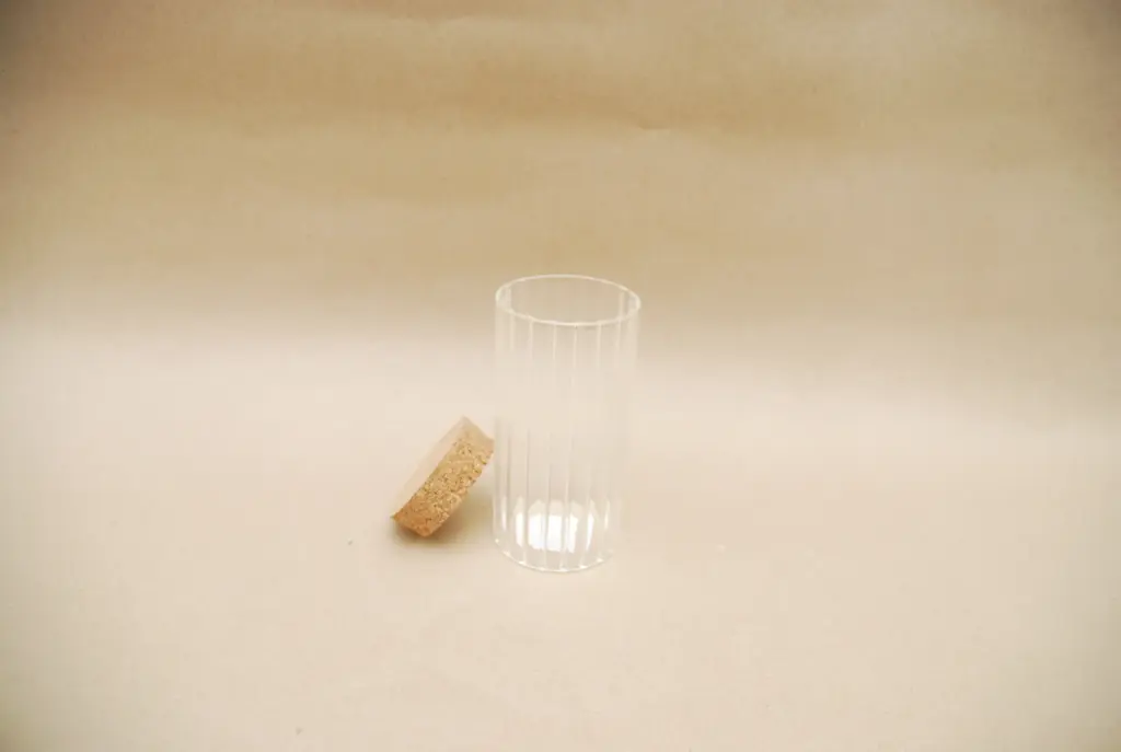 Säilituspurk kaanega Ø6,3cm H12,8cm