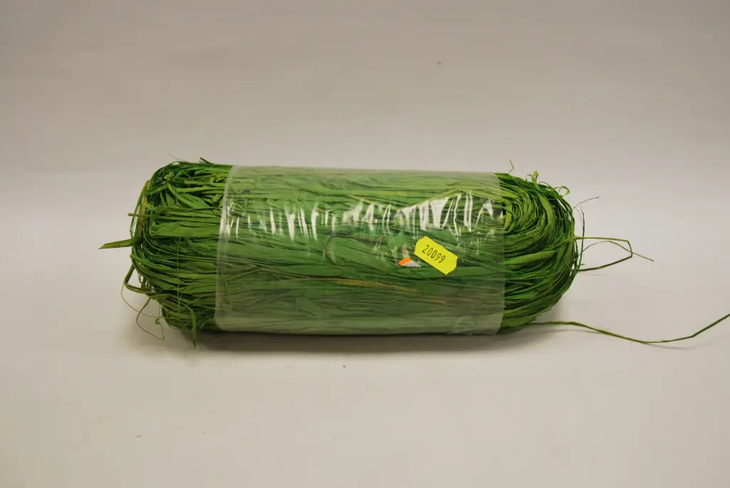 Raffia naturaalne 250g