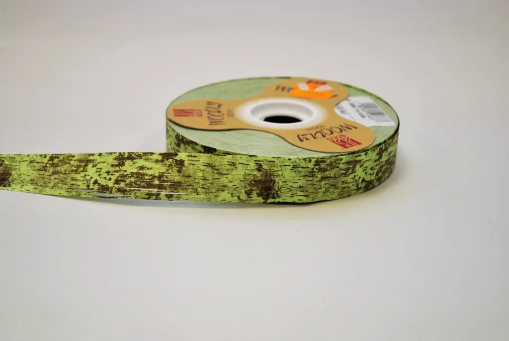 Plastikpael 'Woodly Kasetoht' 2,4cm*100m