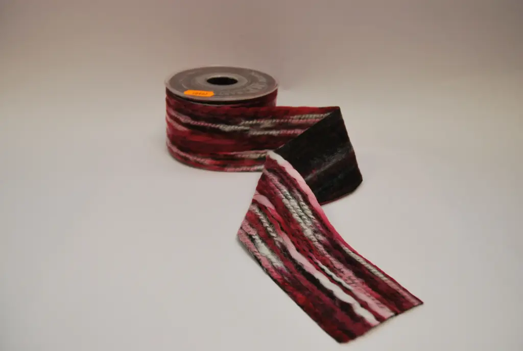 Dekoratiivpael 'Multicolor Yarn' 6,3cm*5m