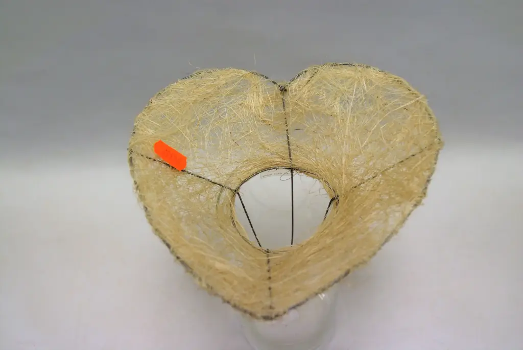 Sisalkarkass 'Süda' 20cm