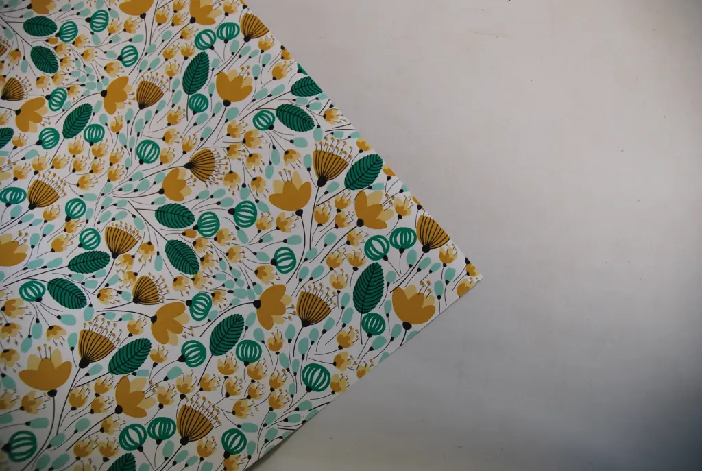 Kinkepaber abstraktsed lilled 70cm*25m