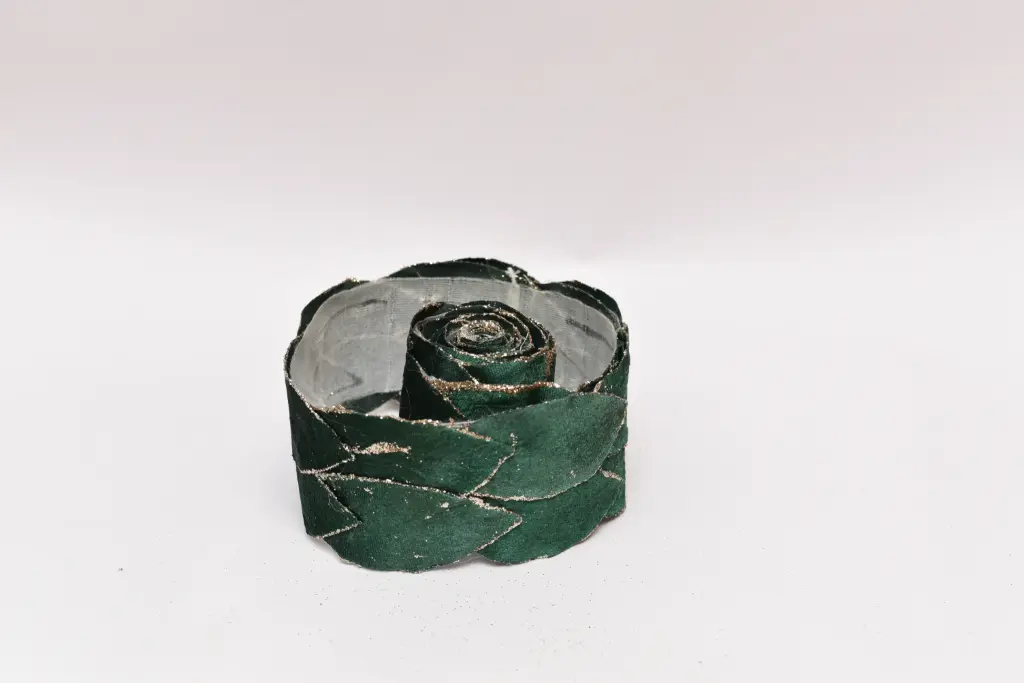 Dekoratiivpael 'Horizontal Leaves' 6,5cm*2m