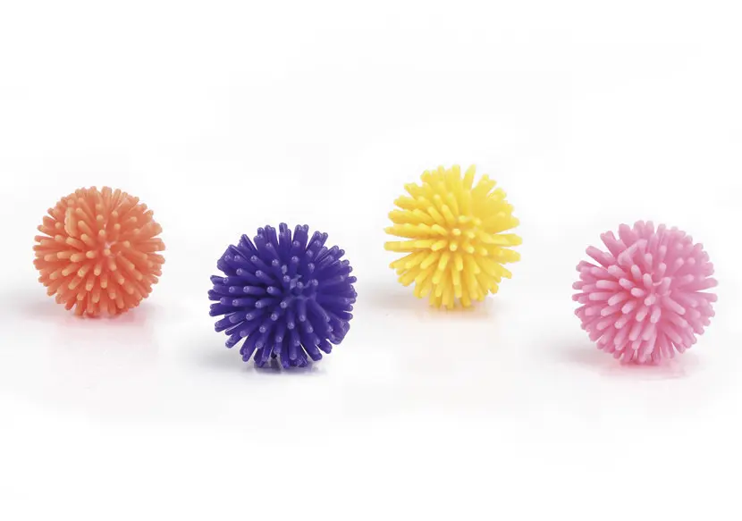 Kassilelu ogaline pall 3,5cm 4tk