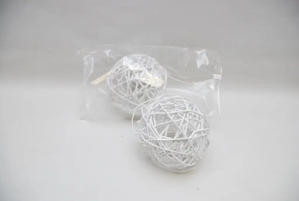 Kerapall 15cm valge