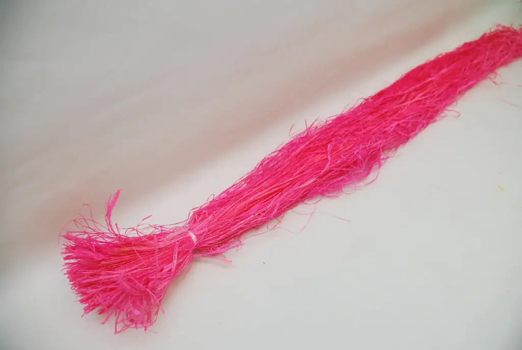 Nancy brushed 150gr fuksia
