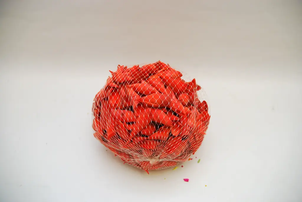 Wood petals 150gr punane
